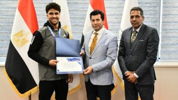 تكريم لاعبي منتخب المصارعة بعد ذهبية وبرونزية العالم تحت 23 عاما