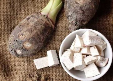 على طريقة الجدة.. حضري القلقاس بالخضرة