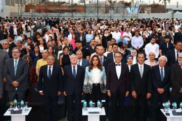 د.منال عوض: مصر الجديدة تحتاج إلى عقول واعية وسواعد مخلصة تمتلك العلم والقدرة على مواجهة الصعاب د.منال عوض: مصر الجديدة تحتاج إلى عقول واعية وسواعد مخلصة تمتلك العلم والقدرة على مواجهة الصعاب