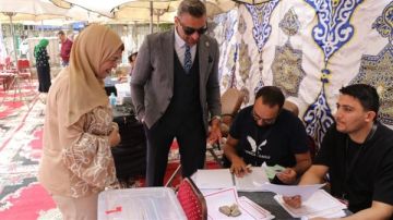 رئيس اللجنة المشرفة على انتخابات الأطباء: التصويت ما زال متوسطا