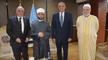 محافظ الغربية يستقبل وزير الأوقاف ورئيس الطرق الصوفية ومفتي الجمهورية للاحتفال بمولد الأحمدي صور محافظ الغربية يستقبل وزير الأوقاف ورئيس الطرق الصوفية ومفتي الجمهورية للاحتفال بمولد الأحمدي صور