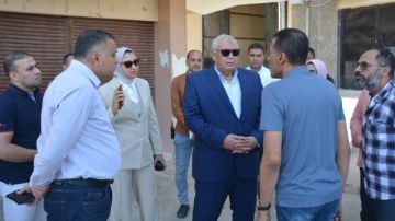 محافظ الوادى الجديد يبحث آليات إنشاء أول مركز لإنتاج الحرير الطبيعى محافظ الوادى الجديد يبحث آليات إنشاء أول مركز لإنتاج الحرير الطبيعى