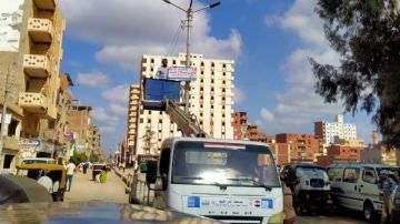 محافظ كفر الشيخ: إزالة 65 إعلانا مخالفا بالرياض.. صور