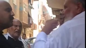 مستقبل وطن يوفر شقة إيجار لـ عم غريب المسن الذي صفعه أحد الملاك بالسويس مستقبل وطن يوفر شقة إيجار لـ عم غريب المسن الذي صفعه أحد الملاك بالسويس