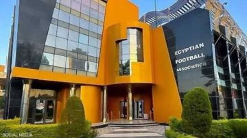 اتحاد الكرة يكشف حقيقة مكافآت الفراعنة الكبار وتعيينات المنتخبات الوطنية