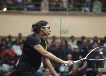 فيروز أبو الخير تفوز ببطولة اسكواش كلاسيك المفتوحة