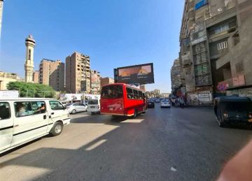 محافظ الجيزة: بدء تشغيل شاشات عرض بالميادين لبث مواد توعوية عن المتحف المصري الكبير