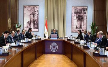 مدبولي يبحث مع الرئيس التنفيذي لـ أكوا باور فرص التعاون في تحلية مياه البحر مدبولي يبحث مع الرئيس التنفيذي لـ أكوا باور فرص التعاون في تحلية مياه البحر