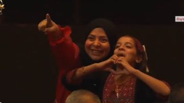 من تحت الركام لأحضان المصريين.. طفلة فلسطينية تروي عودتها من الموت إلى الحياة