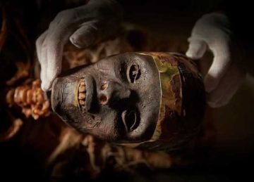  توت عنخ آمون يناديني .. الكلمات الأخيرة لـ كارنافون ممول اكتشاف المقبرة الملكية (فيديو)