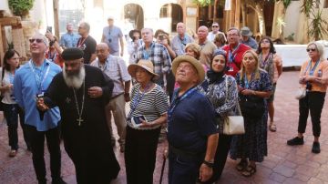 وفد سياحي يزور مسار العائلة المقدسة وكنيسة العذراء مريم بكفر الشيخ صور وفد سياحي يزور مسار العائلة المقدسة وكنيسة العذراء مريم بكفر الشيخ صور