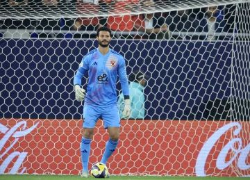 دلوقتي الشد راح! أول مرة نشوف المهازل دي في الأهلي .. رضا عبد العال يفتح النار على محمد الشناوي  دلوقتي الشد راح! أول مرة نشوف المهازل دي في الأهلي .. رضا عبد العال يفتح النار على محمد الشناوي