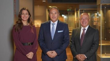 محفظة ودائع عملاء البنك الأهلي المصري ترتفع لـ5.45 تريليونات جنيه بنهاية يونيو 2025 محفظة ودائع عملاء البنك الأهلي المصري ترتفع لـ5.45 تريليونات جنيه بنهاية يونيو 2025