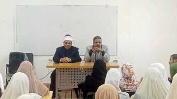 أوقاف الوادي الجديد تنظم ندوة توعوية حول خطورة إدمان السوشيال ميديا