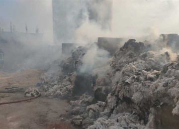 السيطرة على حريق شب في مصنع فرم قطن بقليوب السيطرة على حريق شب في مصنع فرم قطن بقليوب