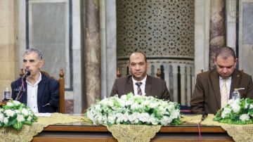 الملتقى الفقهي بالجامع الأزهر: الإمام أبو حنيفة منهجه قائم على التخفيف وإعمال العقل