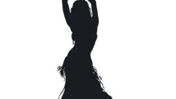 طلب منها ليلة حمرا .. راقصة تستعين بزوجها لتأديب معجب بالهرم طلب منها ليلة حمرا .. راقصة تستعين بزوجها لتأديب معجب بالهرم