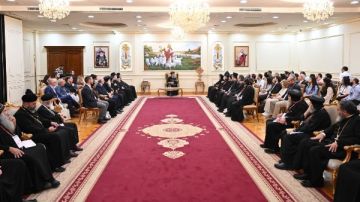 قداسة البابا يلتقي وفود العائلتين الأرثوذكسيتين في لوجوس  قداسة البابا يلتقي وفود العائلتين الأرثوذكسيتين في لوجوس