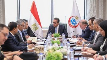 وزير الصحة يتابع الموقف التنفيذي لمشروع المخازن الاستراتيجية للوزارة وزير الصحة يتابع الموقف التنفيذي لمشروع المخازن الاستراتيجية للوزارة