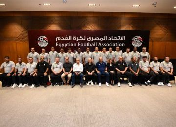 احتفالا بالتأهل للمونديال.. أبو ريدة يهدي مدربي مصر رخصة التدريب Pro 