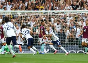 توتنهام يعلن اعتزال حارس مرماه والاتجاه إلى السينما