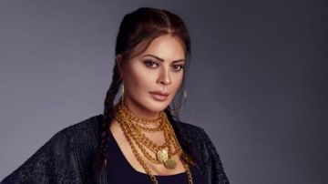 لحظة إنسانية.. كارمن لبس تبكي في فيديو مؤثر وتتحدث عن الخذلان والحب لحظة إنسانية.. كارمن لبس تبكي في فيديو مؤثر وتتحدث عن الخذلان والحب