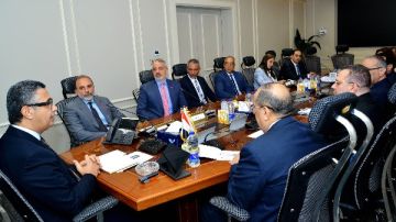 وزير التموين يبحث تطوير وتزويد مشروع المنافذ التموينية كاري أون بأحدث الأنظمة الإلكترونية وزير التموين يبحث تطوير وتزويد مشروع المنافذ التموينية كاري أون بأحدث الأنظمة الإلكترونية