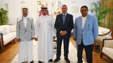 أخبار جنوب سيناء المحافظ يبحث من نواب الشيوخ الجدد مطالب المواطنين.. ويعقد اجتماع مجلس تنفيذي بشرم الشيخ أخبار جنوب سيناء المحافظ يبحث من نواب الشيوخ الجدد مطالب المواطنين.. ويعقد اجتماع مجلس تنفيذي بشرم الشيخ