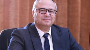 اختيار عميد طب الأزهر ممثلا عن الجامعة باللجنة العليا لقانون المساءلة الطبية اختيار عميد طب الأزهر ممثلا عن الجامعة باللجنة العليا لقانون المساءلة الطبية