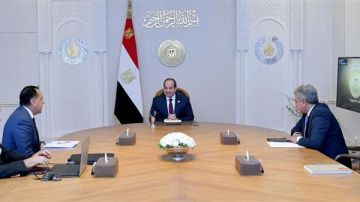 الرئيس السيسي يتابع الاستعدادات الجارية لافتتاح المتحف المصري الكبير الرئيس السيسي يتابع الاستعدادات الجارية لافتتاح المتحف المصري الكبير