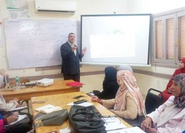 انطلاق البرنامج التدريبي لتنمية مهارات معلمي الحصة والخدمة العامة بـ أزهر سوهاج انطلاق البرنامج التدريبي لتنمية مهارات معلمي الحصة والخدمة العامة بـ أزهر سوهاج