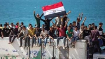 بتوجيهات الرئيس السيسي.. اللجنة المصرية لإغاثة أهالي غزة: حركنا 100 شاحنة لنقل الفلسطينيين لشمال غزة بتوجيهات الرئيس السيسي.. اللجنة المصرية لإغاثة أهالي غزة: حركنا 100 شاحنة لنقل الفلسطينيين لشمال غزة