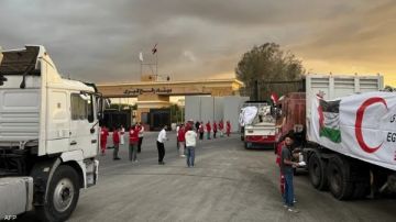 بقيادة الهلال الأحمر المصري.. 600 شاحنة تدخل غزة عبر معبر رفح يوميا