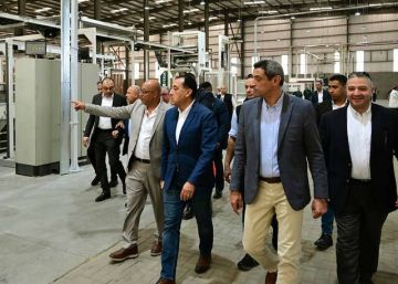 مدبولي يفتتح مصنع بريمفيرد للأكياس والصناعات الورقية مدبولي يفتتح مصنع بريمفيرد للأكياس والصناعات الورقية