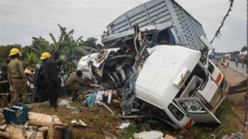 مصرع 63 شخصا جراء حادث تصادم فى أوغندا
