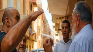 الإنسانية تنتصر لعم غريب.. مصير قاس قي انتظار المتهمين بصفع مسن السويس الإنسانية تنتصر لعم غريب.. مصير قاس قي انتظار المتهمين بصفع مسن السويس