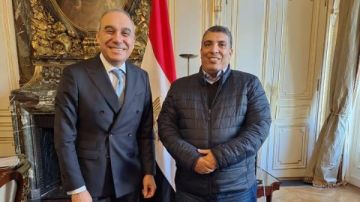 السفير المصري بفرنسا يستقبل رئيس جمعية بيوت الشباب المصرية