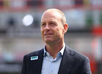 بث مباشر.. مؤتمر صحفي في الأهلي لتقديم ياس سوروب لوسائل الإعلام