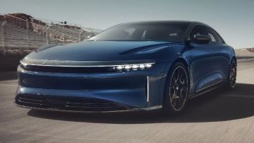 بقدرات مذهلة.. لوسيد إير تحطم الأرقام وتحقق لقب جديد