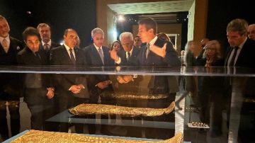 رئيس إيطاليا يفتتح معرض كنوز الفراعنة في روما رئيس إيطاليا يفتتح معرض كنوز الفراعنة في روما