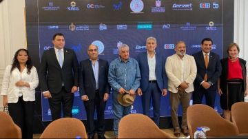 زاهي حواس يكشف تفاصيل أضخم الحفلات الموسيقية في مصر.. فيديو زاهي حواس يكشف تفاصيل أضخم الحفلات الموسيقية في مصر.. فيديو