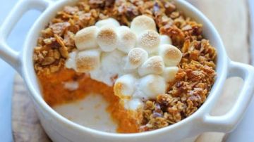 طاجن البطاطا بالمكسرات.. حلوى شتوية تجمع بين الدفء والمذاق الملوكي