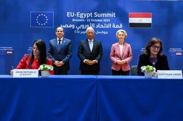 مصر والاتحاد الأوروبي يوقعان اتفاق المرحلة الثانية لآلية مساندة الاقتصاد بقيمة 4 مليارات يورو مصر والاتحاد الأوروبي يوقعان اتفاق المرحلة الثانية لآلية مساندة الاقتصاد بقيمة 4 مليارات يورو
