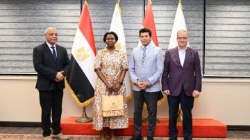 وزير الشباب يلتقي مدير المكتب الإقليمي الإفريقي للوكالة الدولية لمكافحة المنشطات