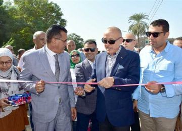 التخفيضات تصل إلى 40 .. افتتاح سوق اليوم الواحد بمركز ومدينة البياضية في الأقصر التخفيضات تصل إلى 40 .. افتتاح سوق اليوم الواحد بمركز ومدينة البياضية في الأقصر