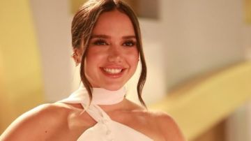 بإطلالة جذابة ومثيرة.. أول ظهور لـ رنا رئيس بعد تعرضها لأزمة صحية شاهد بإطلالة جذابة ومثيرة.. أول ظهور لـ رنا رئيس بعد تعرضها لأزمة صحية شاهد