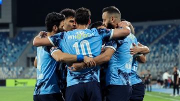 بيراميدز: نشكر وزير الرياضة ورئيس اتحاد الكرة بعد التتويج بكأس القارات الثلاث بيراميدز: نشكر وزير الرياضة ورئيس اتحاد الكرة بعد التتويج بكأس القارات الثلاث