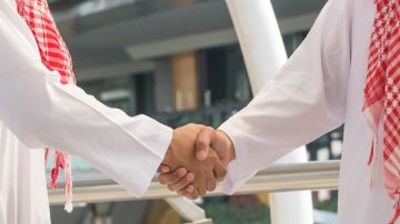 هل تستجاب الدعوة عند مصافحة المسلم لأخيه؟.. الإفتاء تجيب هل تستجاب الدعوة عند مصافحة المسلم لأخيه؟.. الإفتاء تجيب