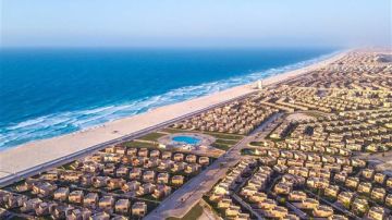 الحكومة تنهي أزمة سحب أراضي شركات الساحل الشمالي الحكومة تنهي أزمة سحب أراضي شركات الساحل الشمالي