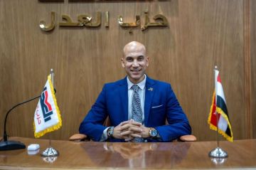 أحمد بدرة: بدء عودة النازحين إلى منازلهم وتدفق المساعدات لغزة إنجاز جديد لمصر أحمد بدرة: بدء عودة النازحين إلى منازلهم وتدفق المساعدات لغزة إنجاز جديد لمصر